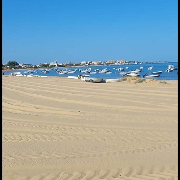 Apartamento Las Tres Lunas Sanlucar de Barrameda Exterior photo